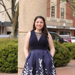 Meet your Posher, Regina